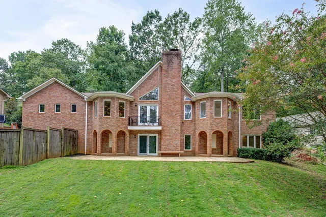 $650,000 | 155 Waterford Drive, Inman, SC 29349