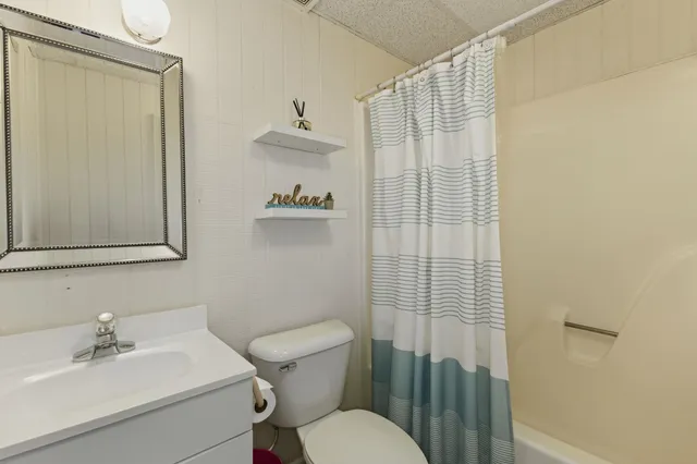 $650,000 | 155 Waterford Drive, Inman, SC 29349