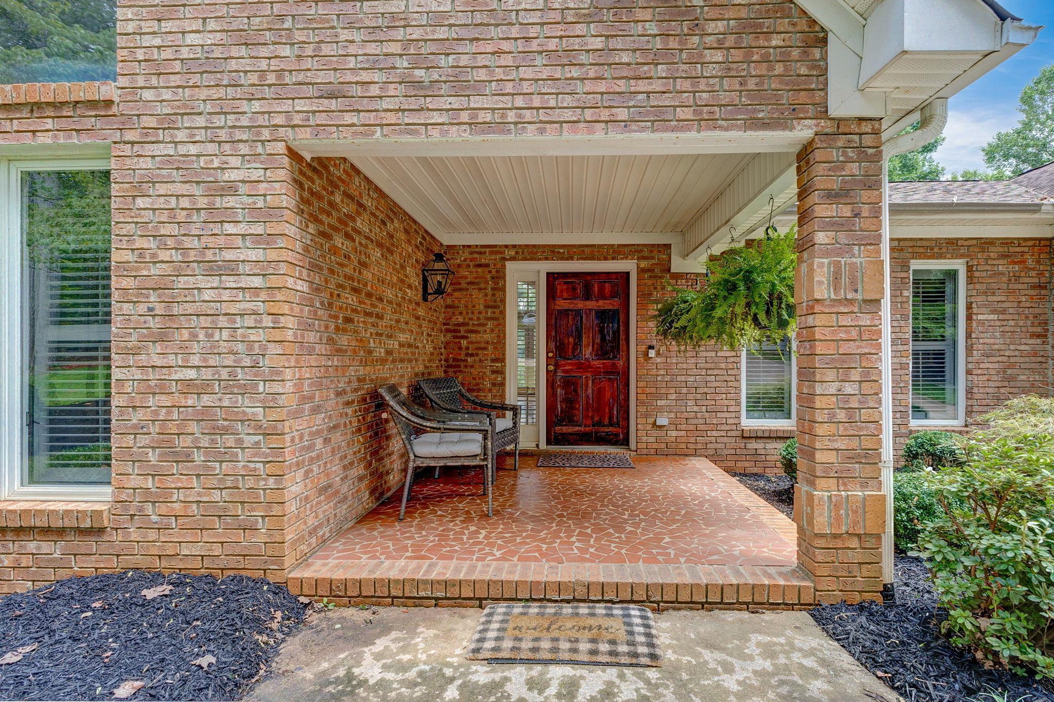 155 Waterford Drive Inman, SC 29349 - Photo 3 of 37