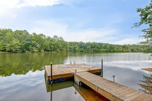 $650,000 | 155 Waterford Drive, Inman, SC 29349