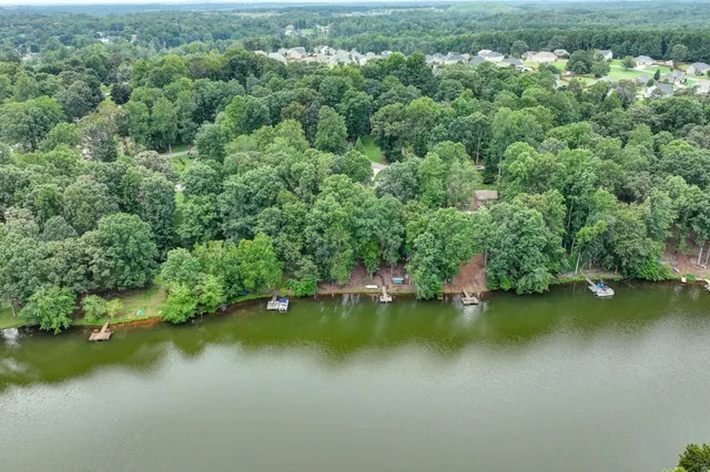 $650,000 | 155 Waterford Drive, Inman, SC 29349