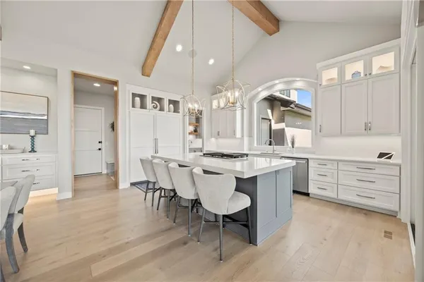$2,245,000 | 11201 West 169th Street, Overland Park, KS 66221