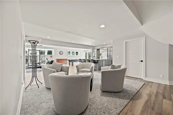 $2,245,000 | 11201 West 169th Street, Overland Park, KS 66221