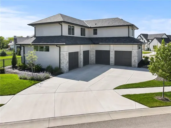 $2,245,000 | 11201 West 169th Street, Overland Park, KS 66221