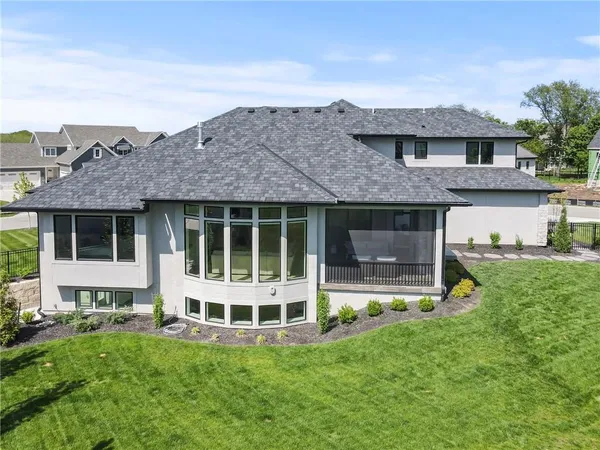 $2,245,000 | 11201 West 169th Street, Overland Park, KS 66221