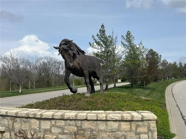 $2,245,000 | 11201 West 169th Street, Overland Park, KS 66221