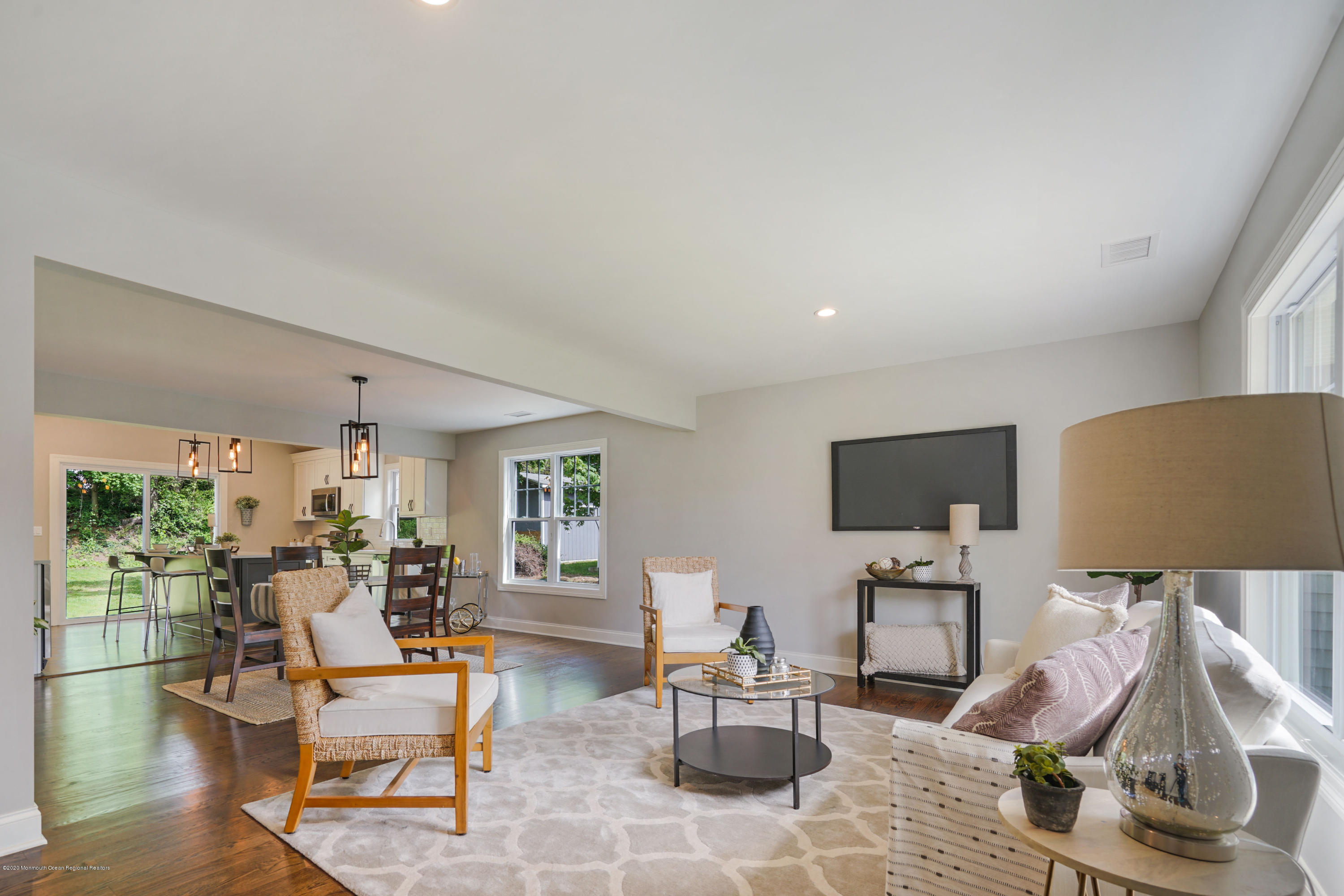 595 Hopping Road Belford, NJ 07718 - Photo 3 of 36 010_dsc04536