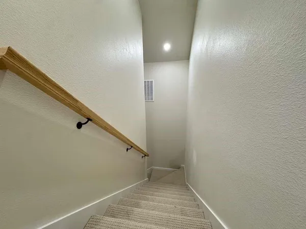 $1,950 | 417 West Dulin Street, Unit 417, Sherman, TX 75090