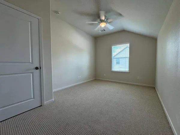 $1,950 | 417 West Dulin Street, Unit 417, Sherman, TX 75090