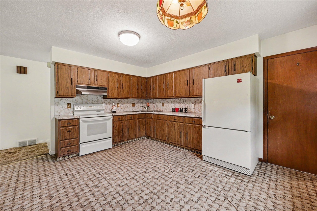 511 North Wagner Road Ann Arbor, MI 48103 - Photo 6 of 24
