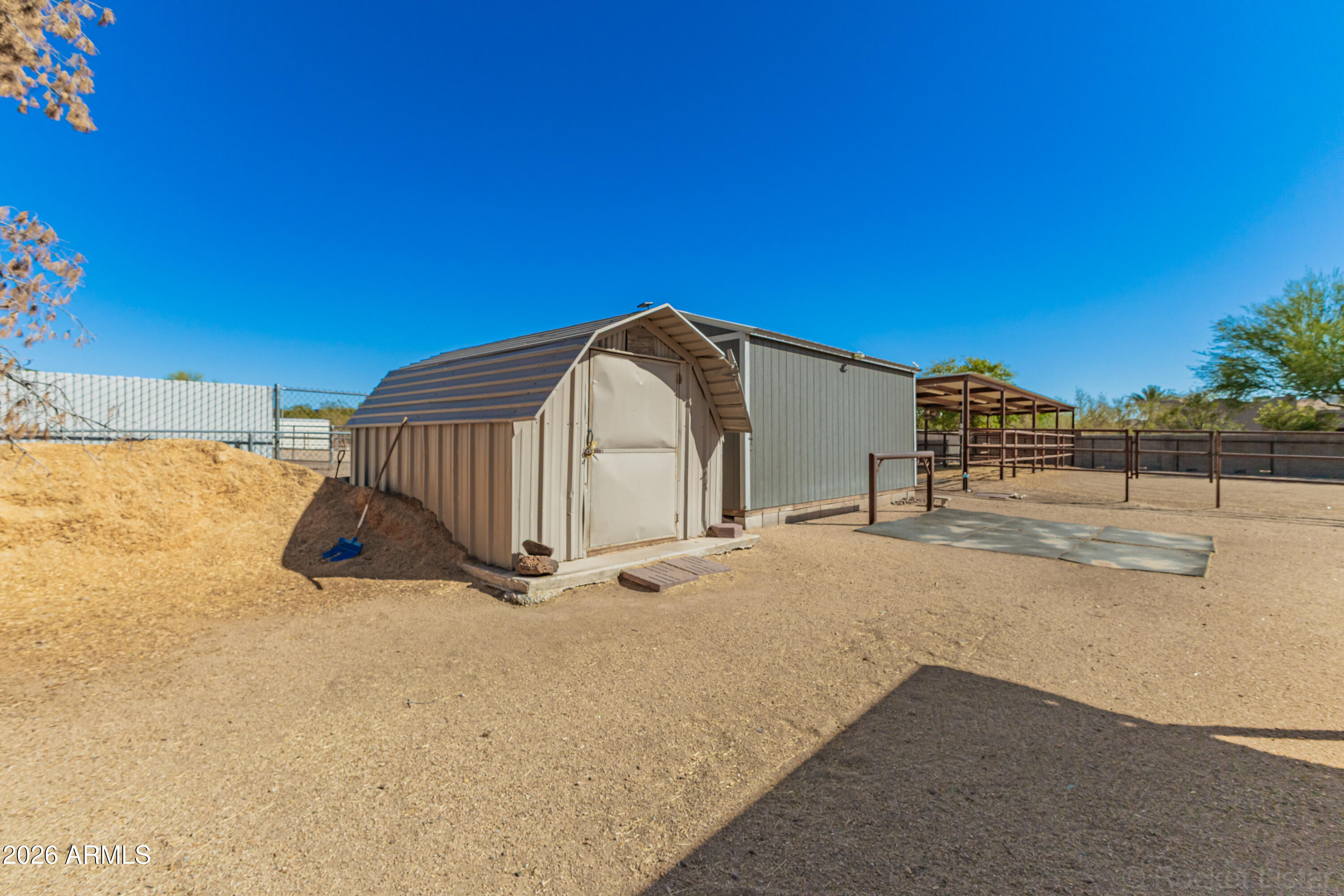 1837 West Irvine Road Phoenix, AZ 85086 - Photo 27 of 45 Feed Shed