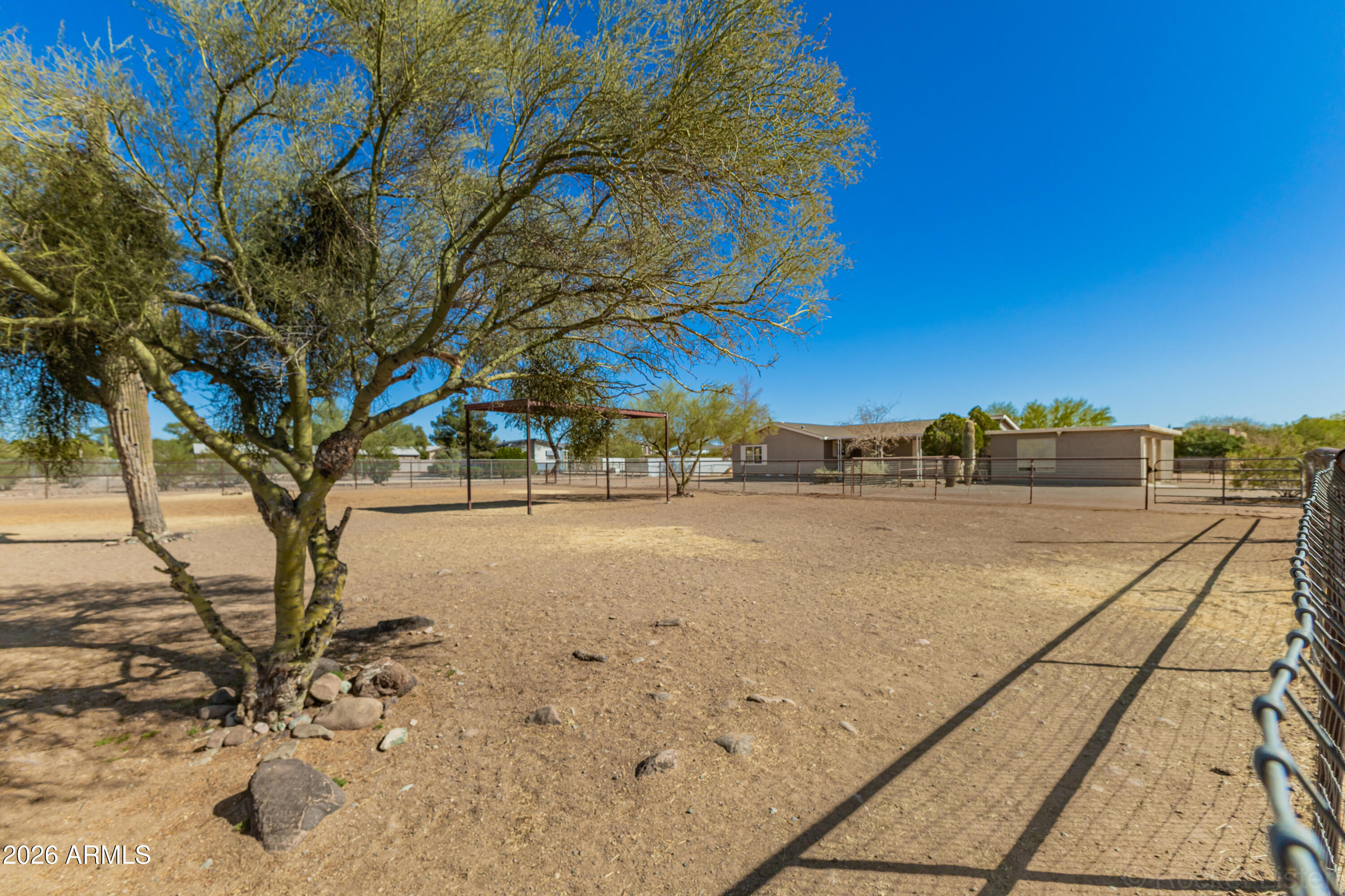 1837 West Irvine Road Phoenix, AZ 85086 - Photo 42 of 45 Turnout 2
