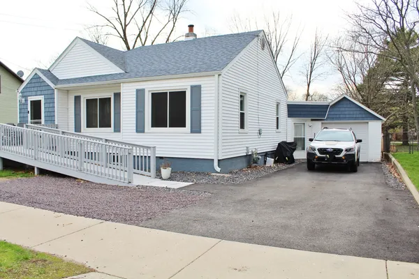 $214,000 | 129 South Main Street, Seneca, IL 61360