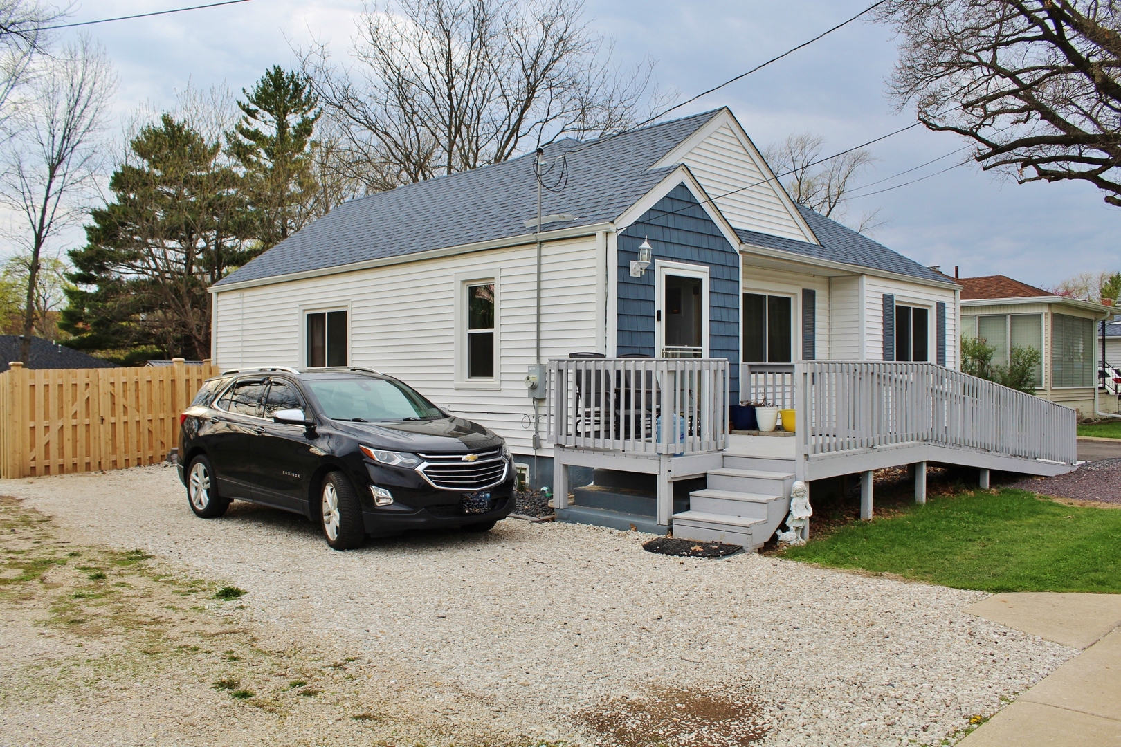 129 South Main Street Seneca, IL 61360 - Photo 3 of 29