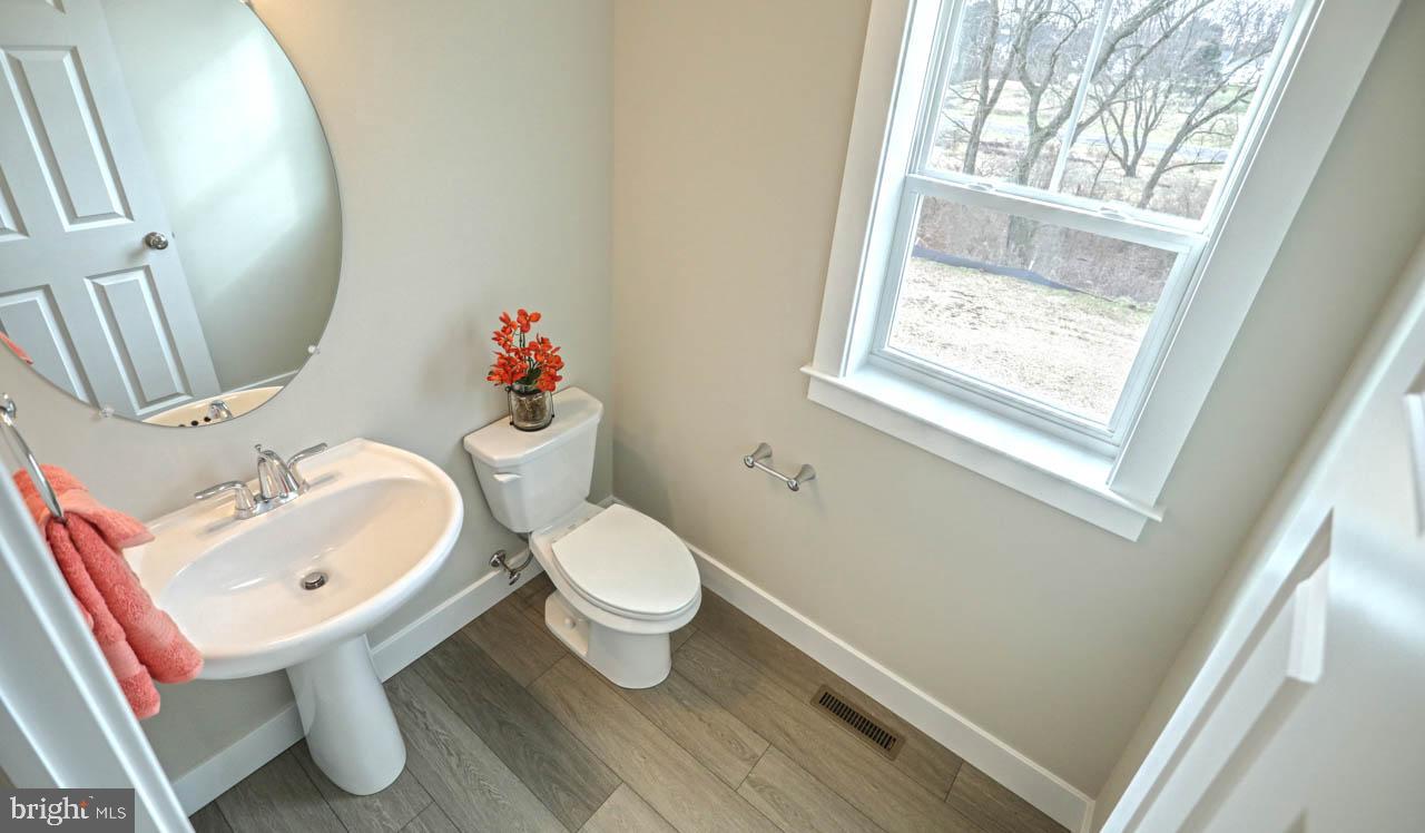148 East Valley Road Denver, PA 17517 - Photo 32 of 32