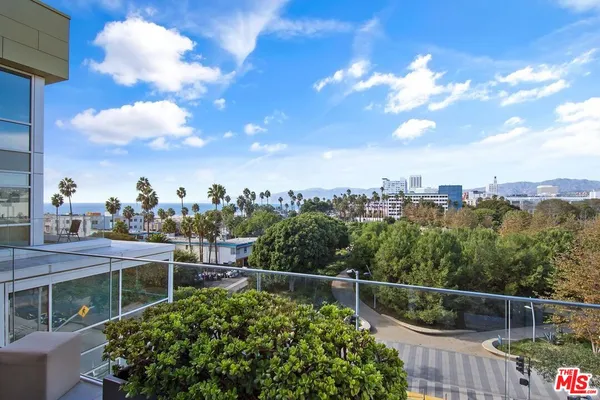 $6,500 | 1705 Ocean, Unit 412, Santa Monica, CA 90401