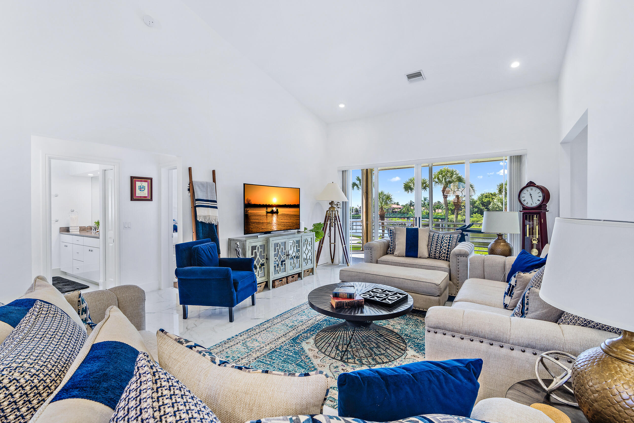1702 Captains Way Jupiter, FL 33477 - Photo 3 of 32 Family Room