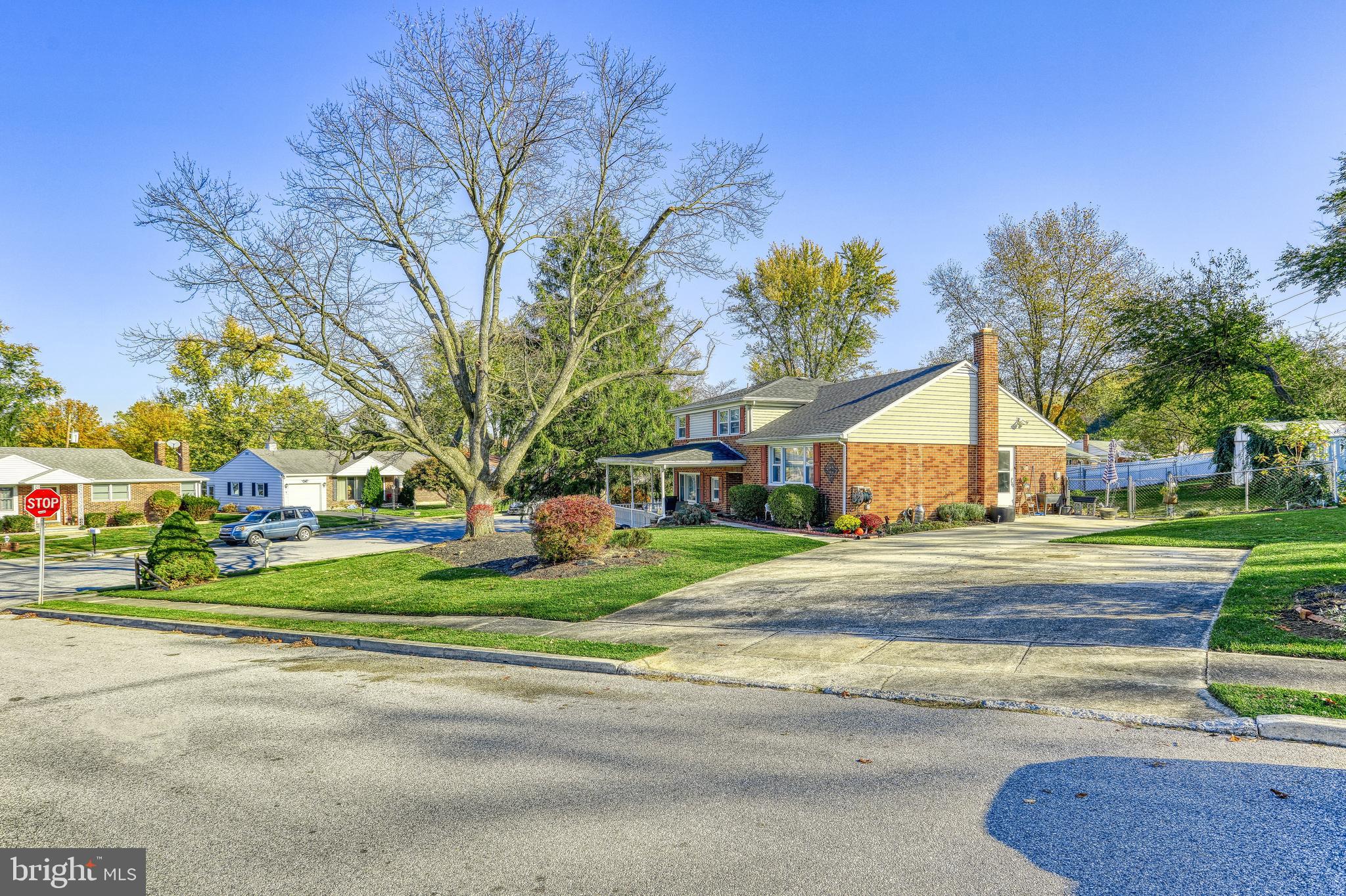 2520 Raleigh Drive York, PA 17402 - Photo 6 of 41 Gallery Image 6