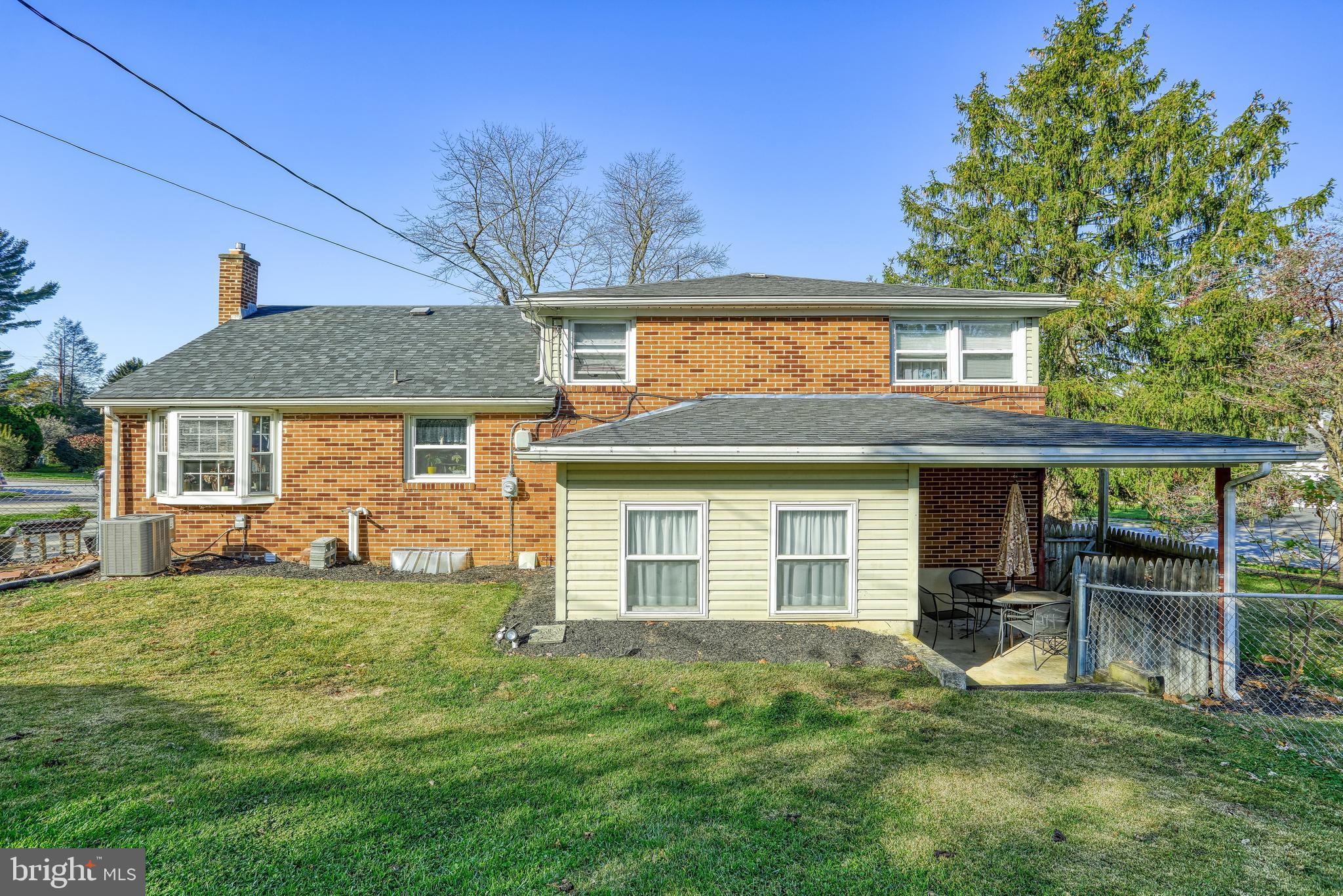 2520 Raleigh Drive York, PA 17402 - Photo 8 of 41 Gallery Image 8