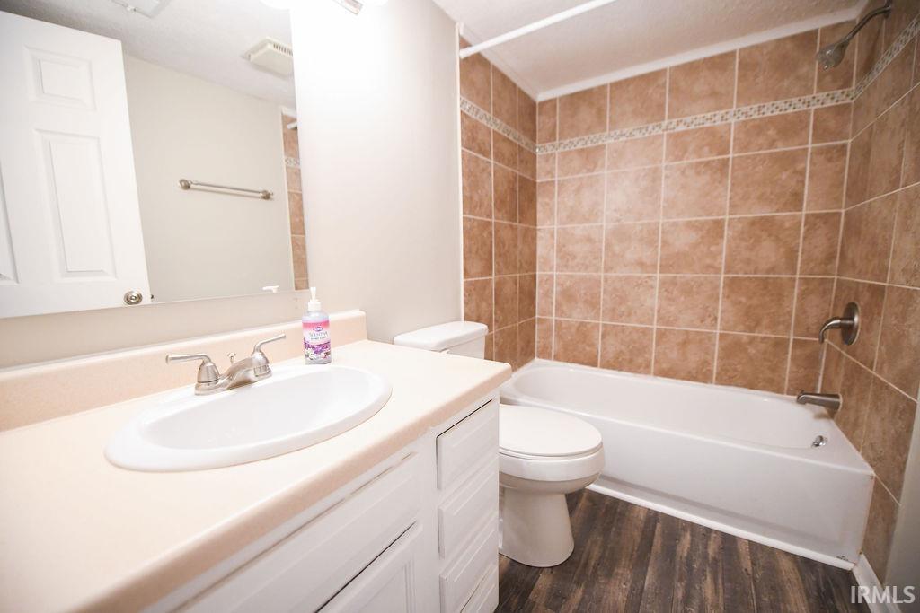 9024 South Pointe Ridge Lane Bloomington, IN 47401 - Photo 15 of 24