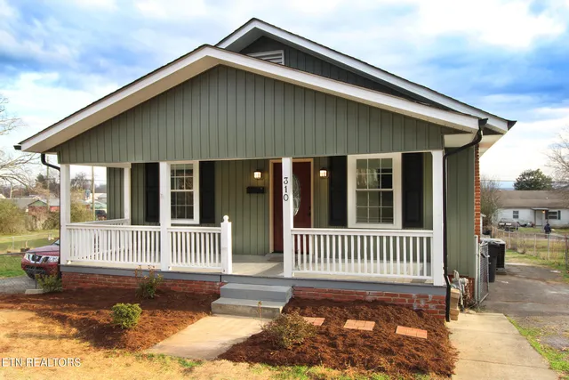 $244,900 | 310 Cedar Avenue, Knoxville, TN 37917