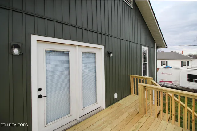 $244,900 | 310 Cedar Avenue, Knoxville, TN 37917