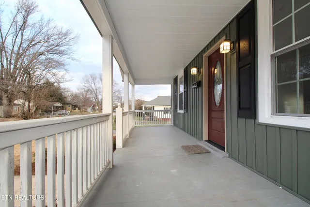 $244,900 | 310 Cedar Avenue, Knoxville, TN 37917