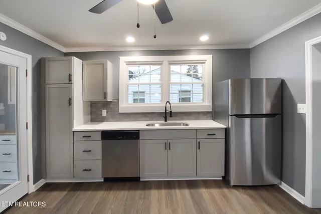 $244,900 | 310 Cedar Avenue, Knoxville, TN 37917