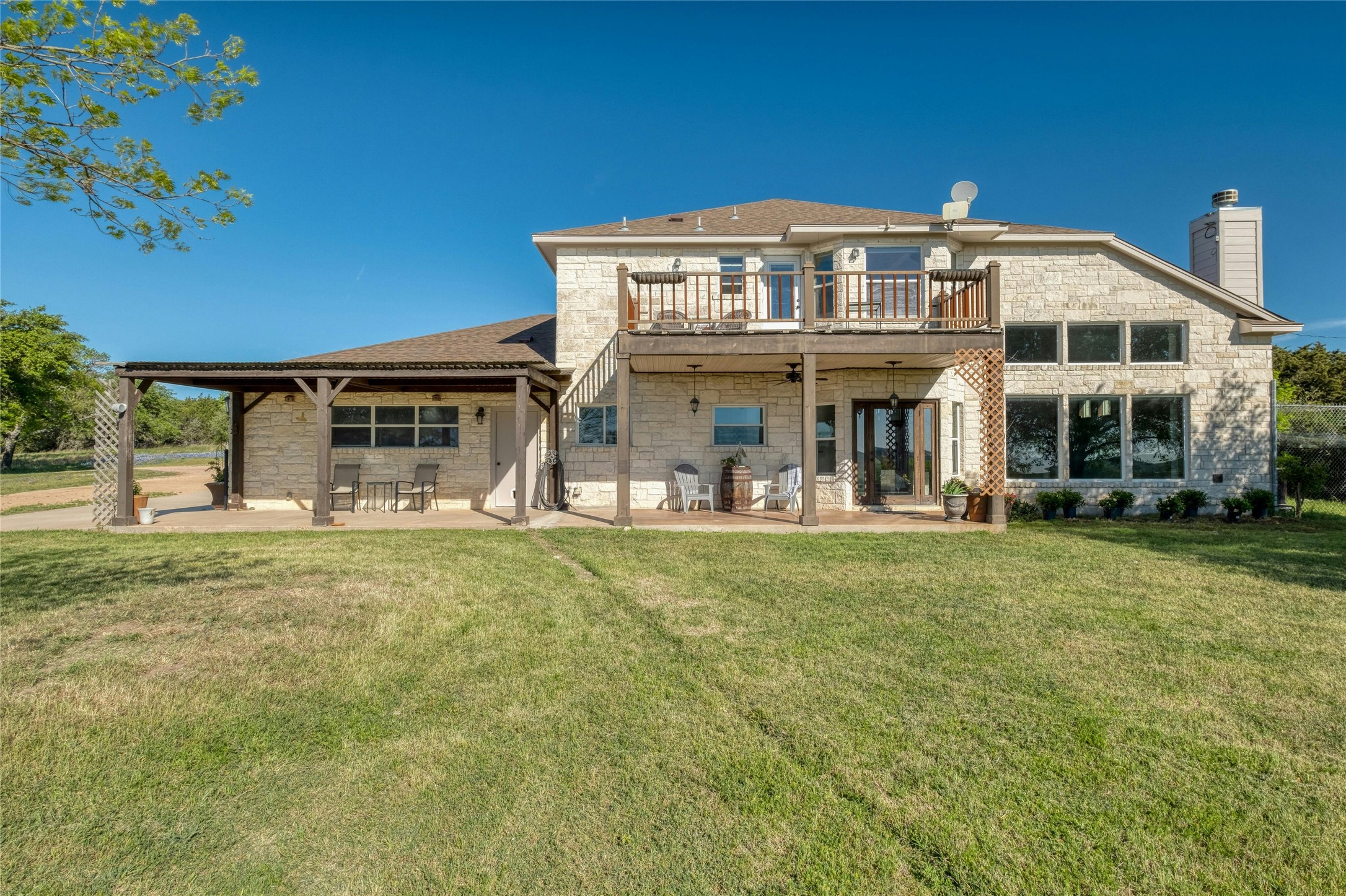 285 McReynolds Ranch Road Burnet, TX 78611 - Photo 7 of 32