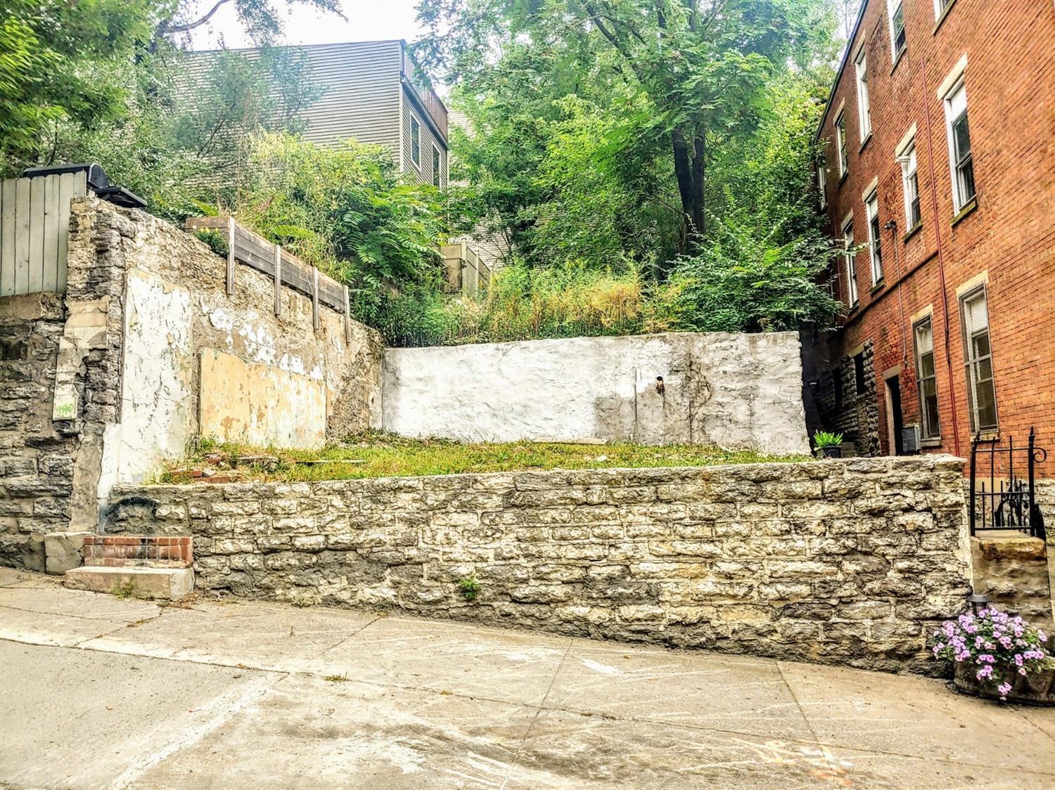 2146 Ravine Street Cincinnati, OH 45214 - Photo 1 of 1 Gallery Image 1