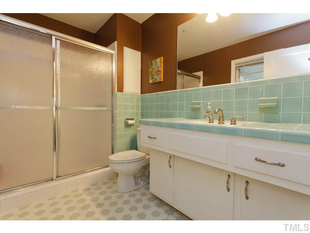 2741 McDowell Road Durham, NC 27705 - Photo 18 of 25 Master bath
