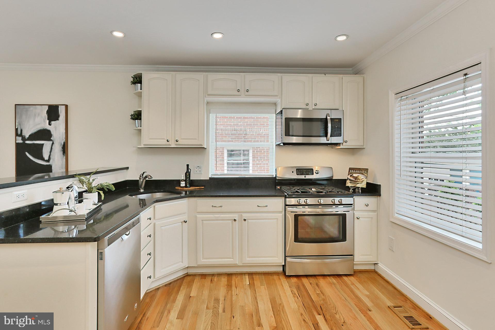 708 South Orme Street Arlington, VA 22204 - Photo 15 of 41