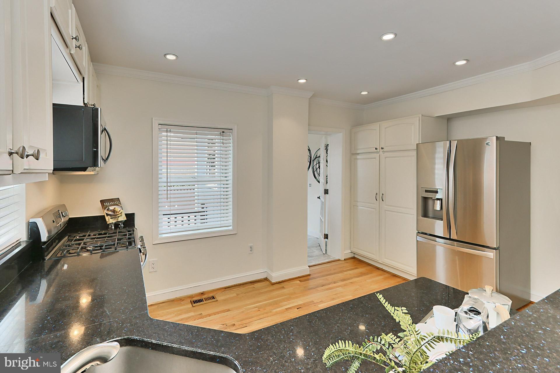 708 South Orme Street Arlington, VA 22204 - Photo 17 of 41