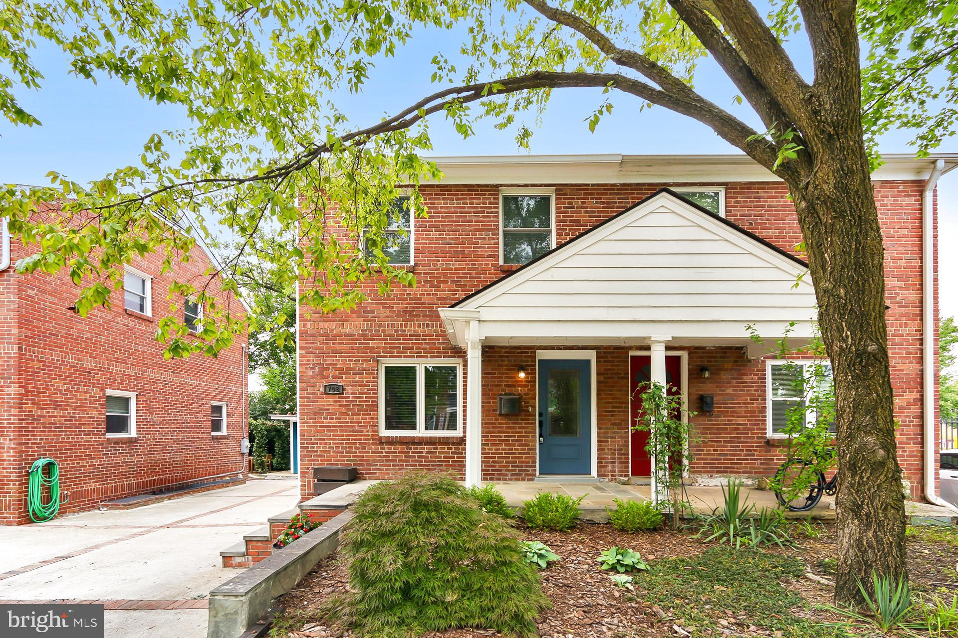 708 South Orme Street Arlington, VA 22204 - Photo 2 of 41