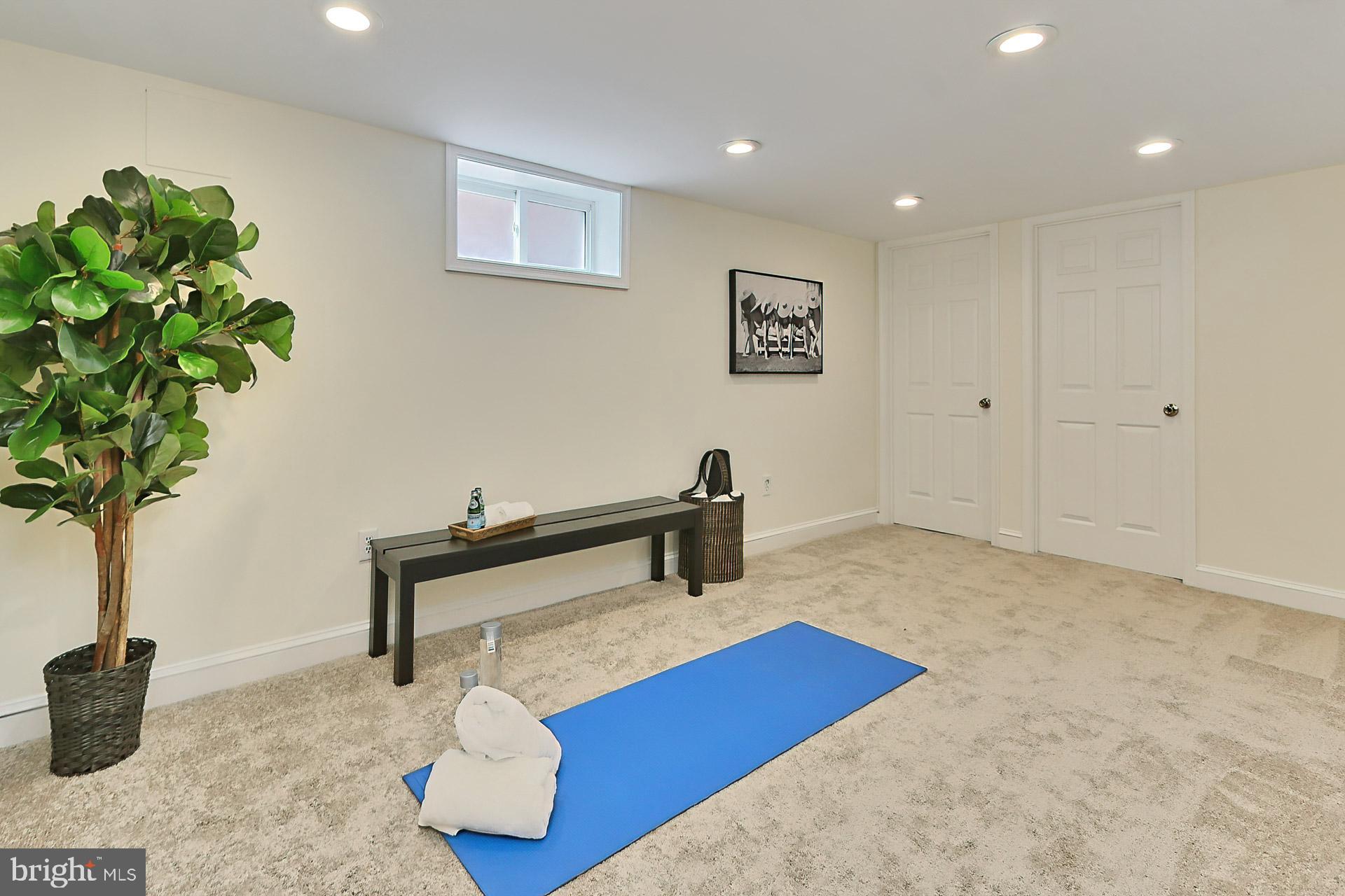 708 South Orme Street Arlington, VA 22204 - Photo 28 of 41