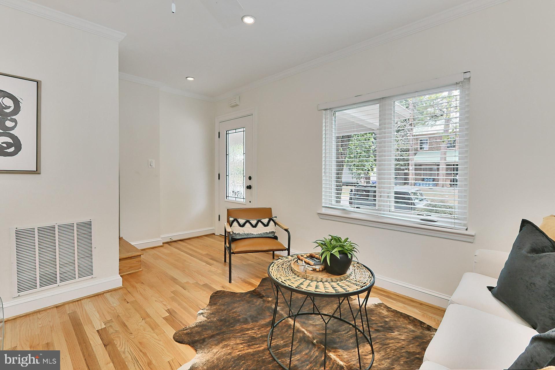 708 South Orme Street Arlington, VA 22204 - Photo 10 of 41