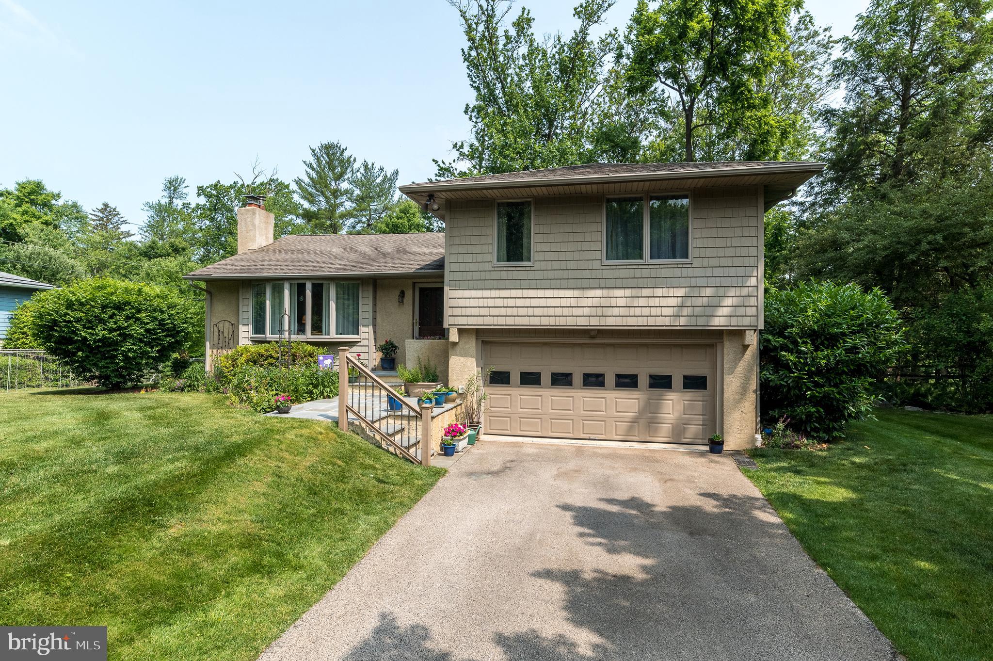 405 Gordon Road Ambler, PA 19002 - Photo 2 of 49 Front View