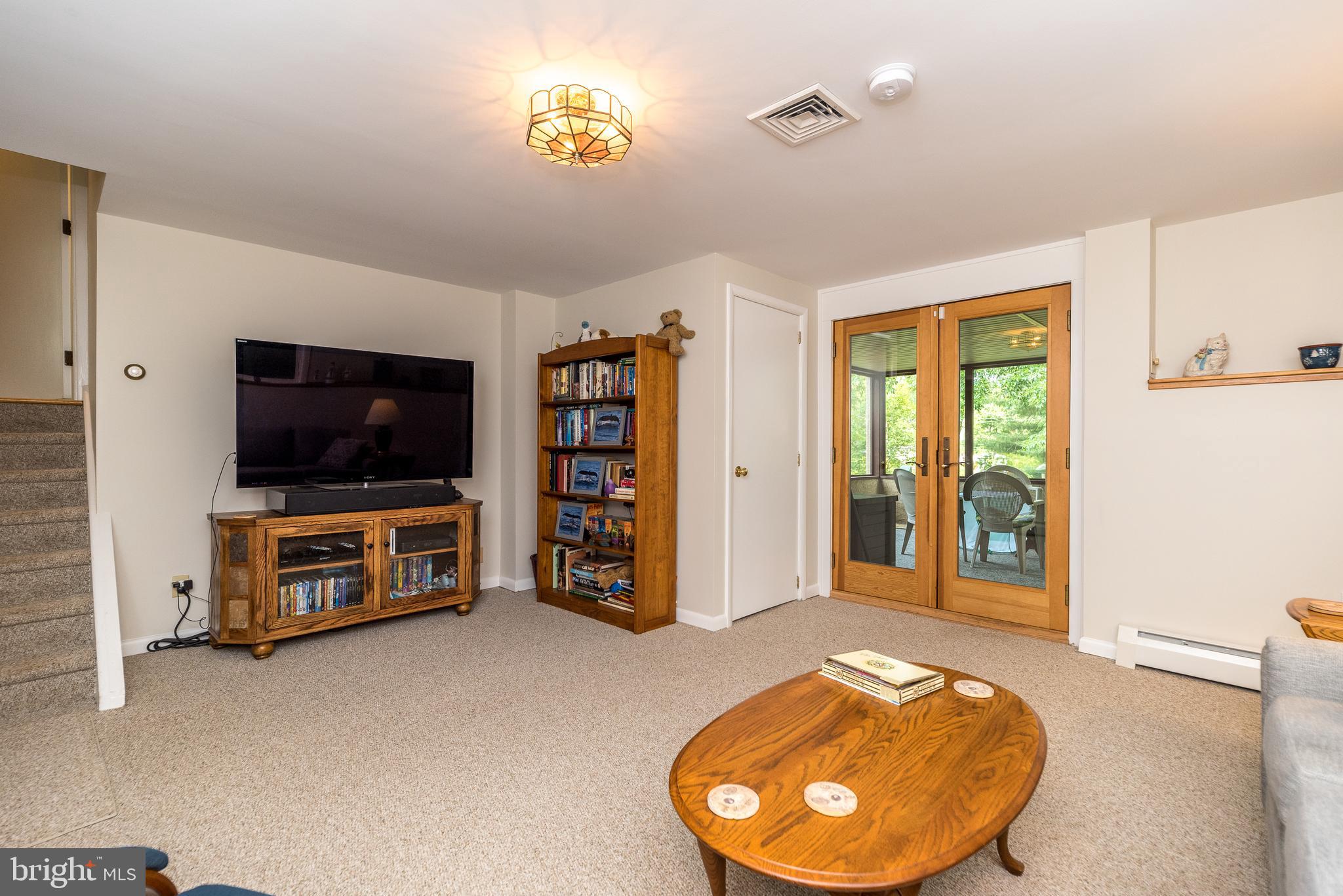 405 Gordon Road Ambler, PA 19002 - Photo 23 of 49 Family Room
