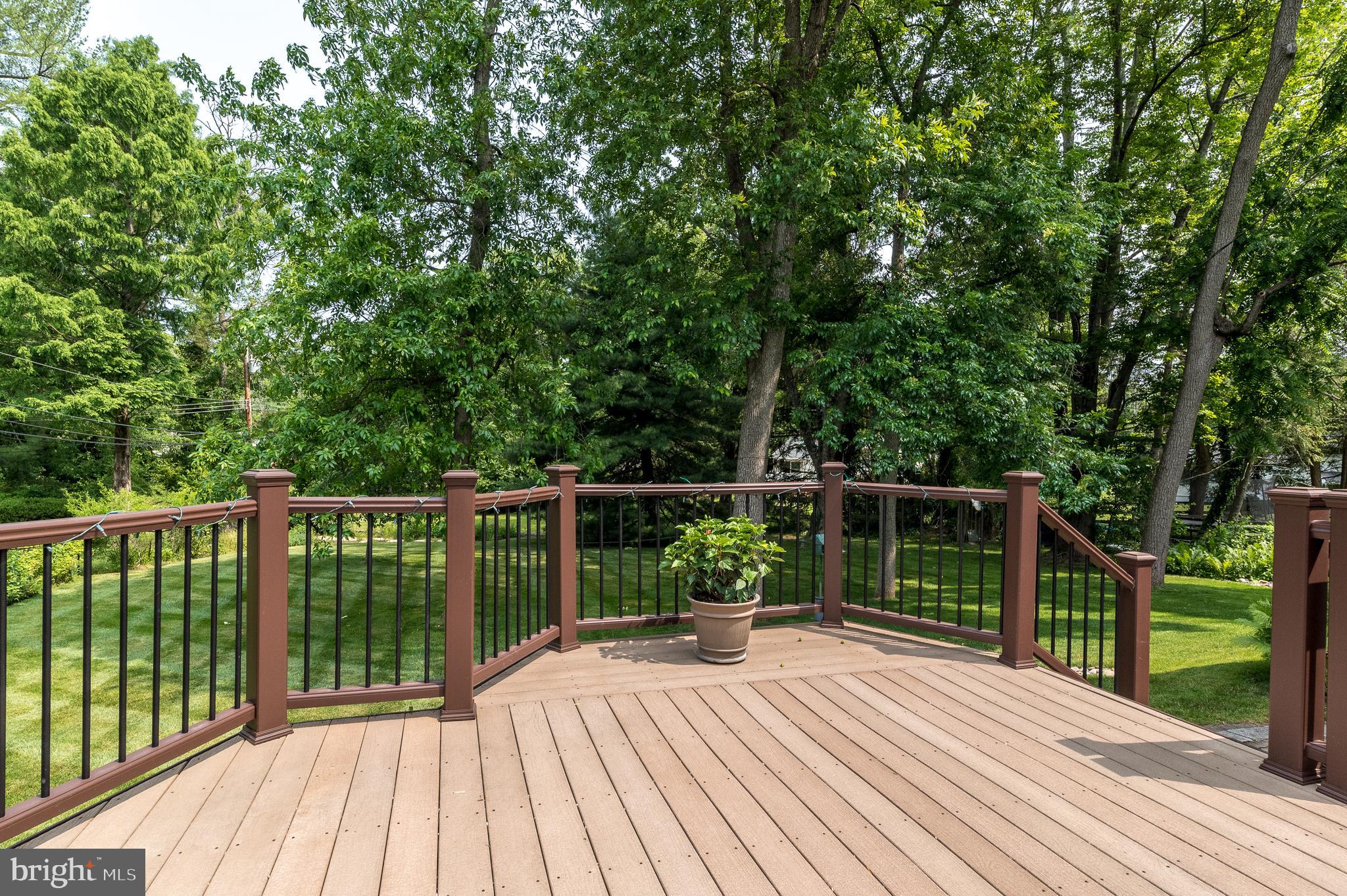 405 Gordon Road Ambler, PA 19002 - Photo 46 of 49 Deck of Dining Room