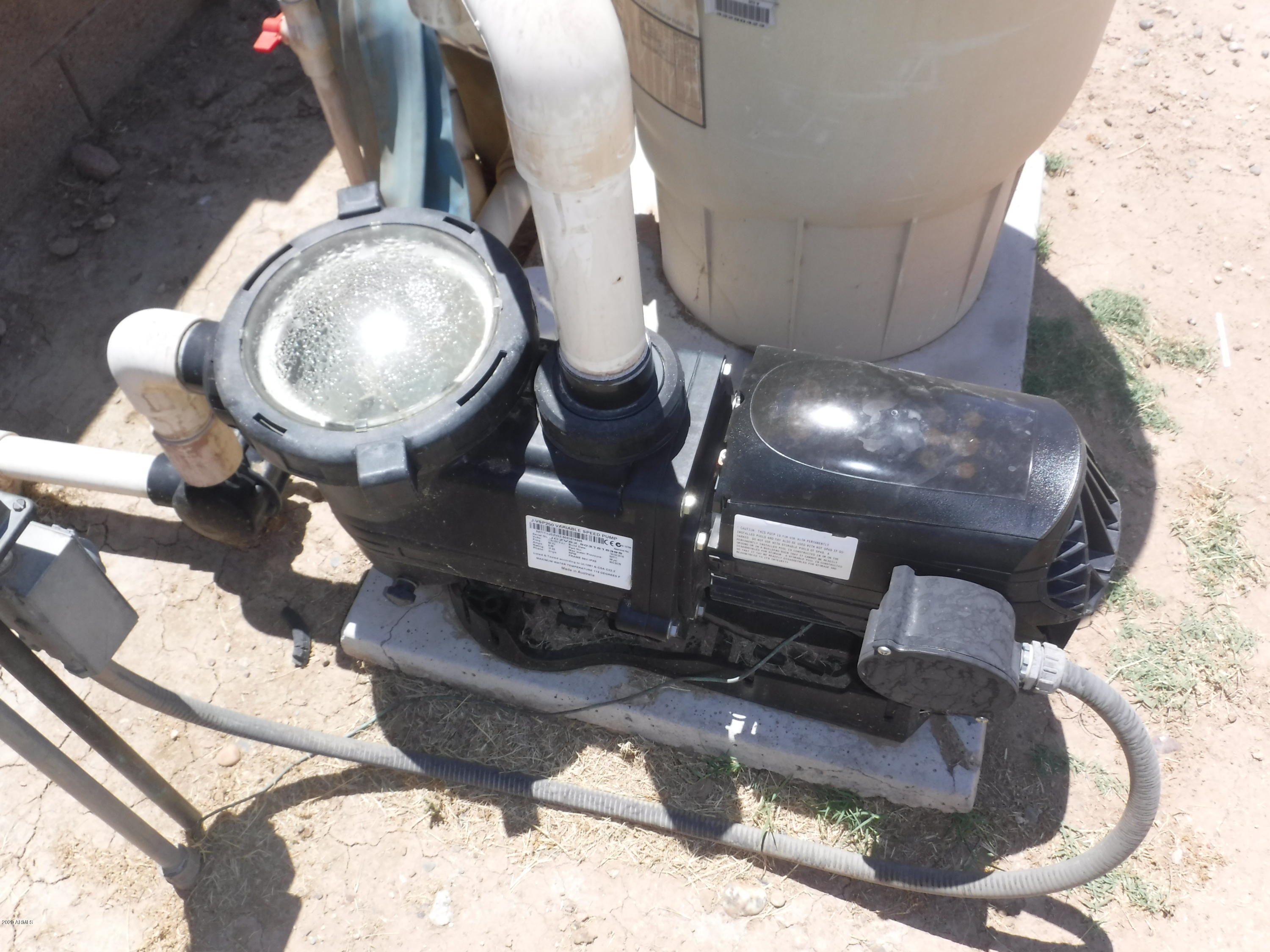 3117 West Calavar Road Phoenix, AZ 85053 - Photo 23 of 33 No leaks!!