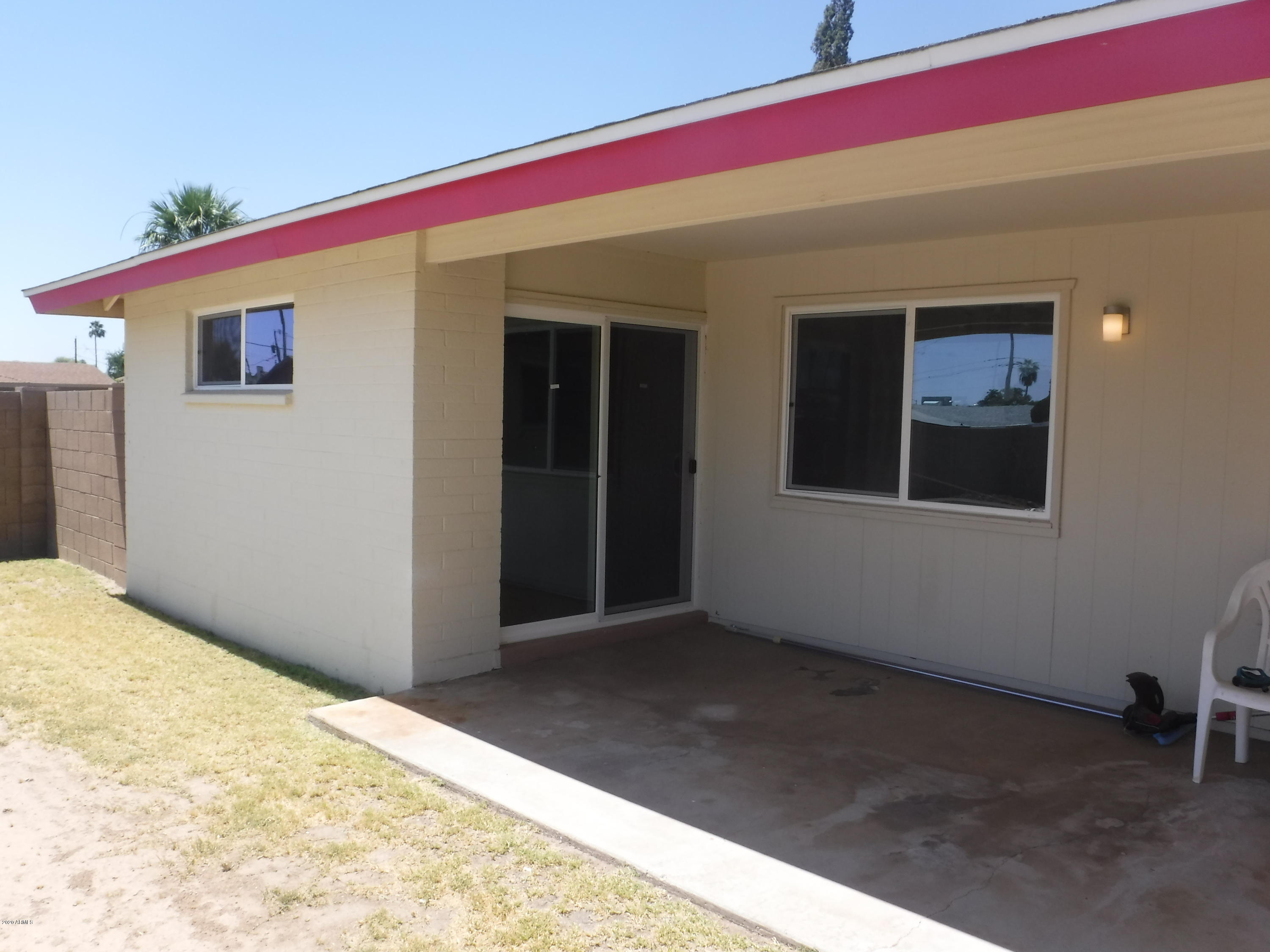 3117 West Calavar Road Phoenix, AZ 85053 - Photo 6 of 33 Patio