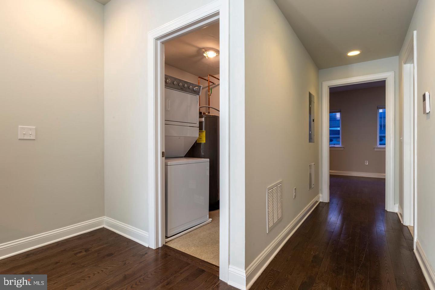 1214 North Front Street, Unit B Philadelphia, PA 19122 - Photo 11 of 25