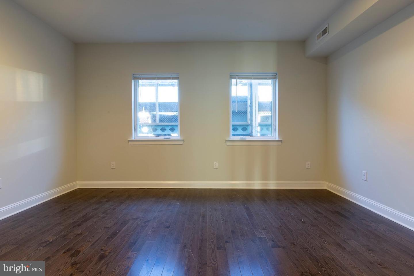 1214 North Front Street, Unit B Philadelphia, PA 19122 - Photo 7 of 25