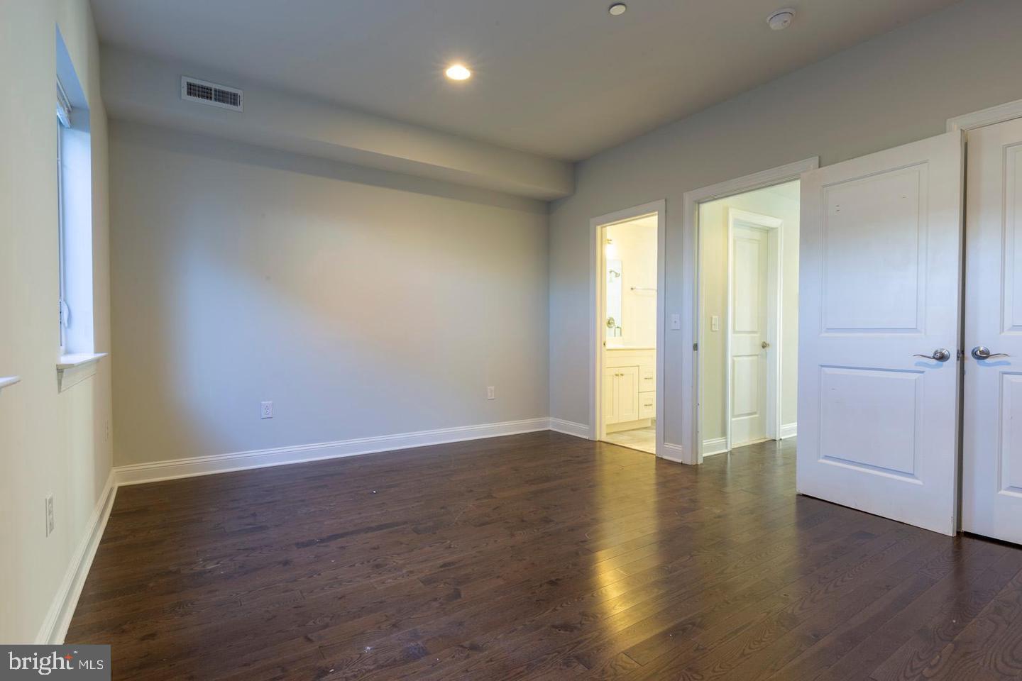 1214 North Front Street, Unit B Philadelphia, PA 19122 - Photo 8 of 25