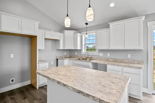 $349,900 | 5230 South Columbine Lane, Fremont, MI 49412