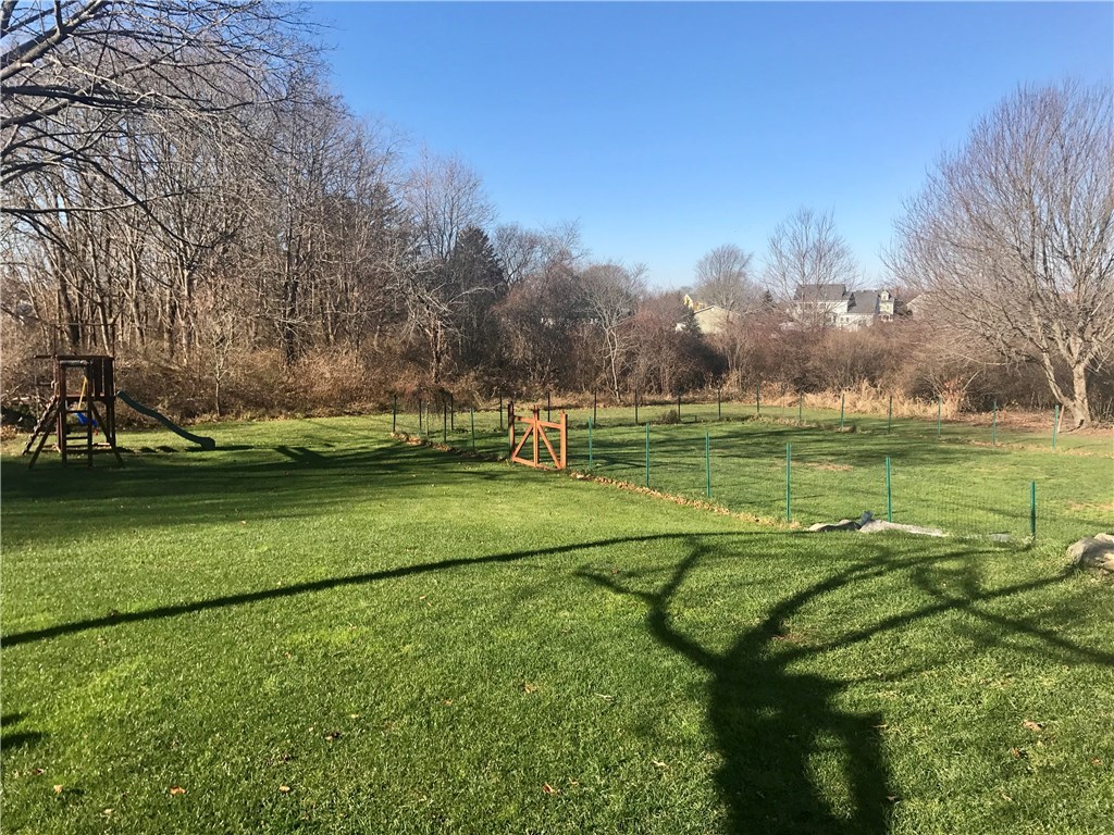 9 Marshall Lane Middletown, RI 02842 - Photo 21 of 39