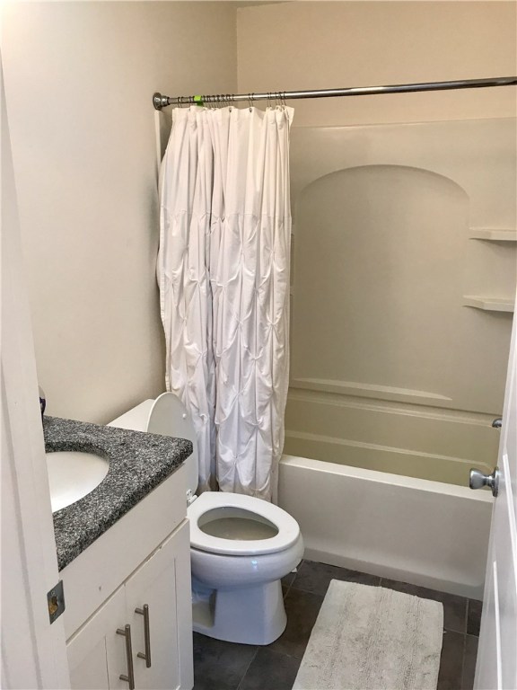 9 Marshall Lane Middletown, RI 02842 - Photo 25 of 39