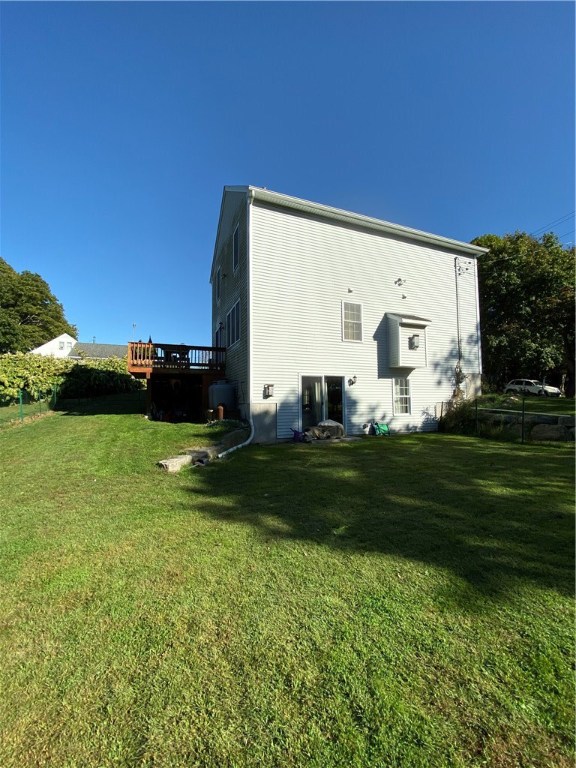 9 Marshall Lane Middletown, RI 02842 - Photo 29 of 39