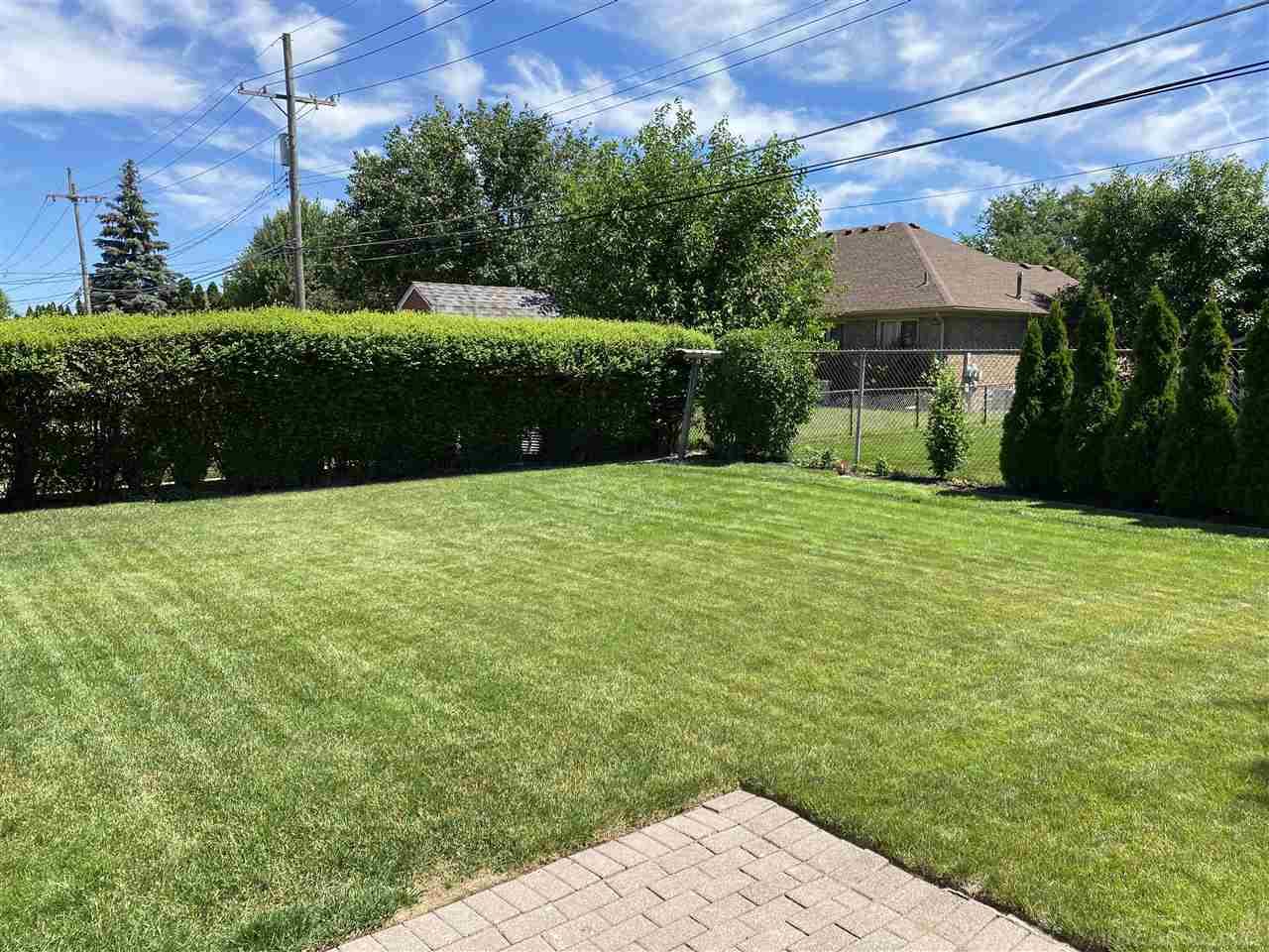 34344 Greentrees Road Sterling Heights, MI 48312 - Photo 5 of 27 50081995-4.JPG
