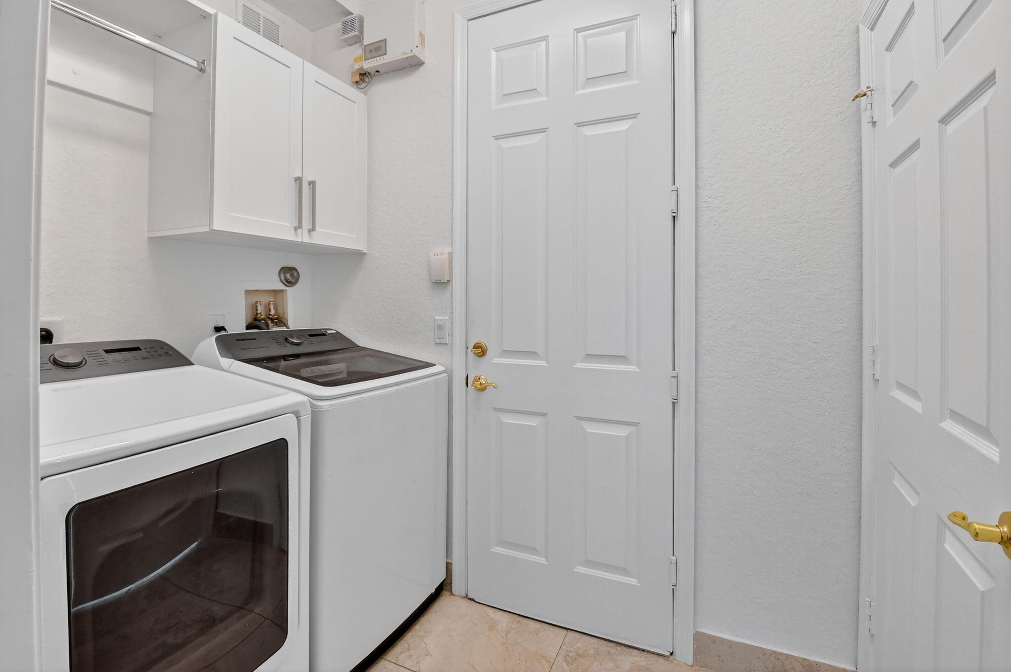 125 Lancaster Road Boynton Beach, FL 33426 - Photo 19 of 46 1st Floor Laundry